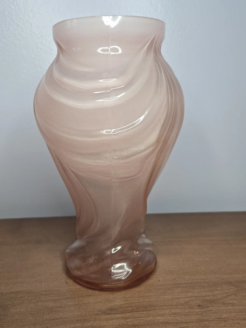 Vintage Teleflora Pink Opaque Draped Glass Flower Vase Swirled 8” Elegant Drape